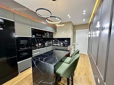 Satılır 2 otaqlı yeni tikili 105.5 m²