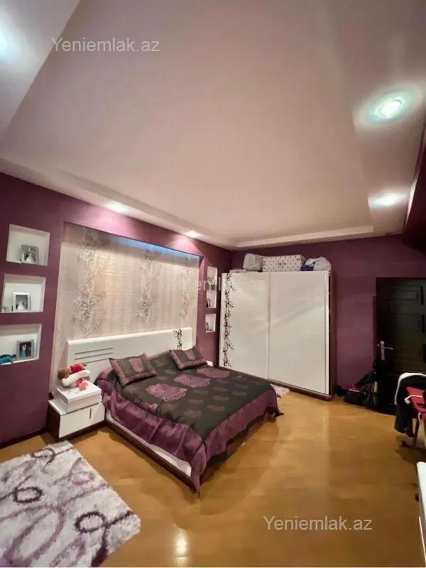 Satılır 3 otaqlı yeni tikili 140 m²