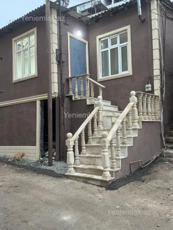 Satılır 2 otaqlı həyət evi 55 m²
