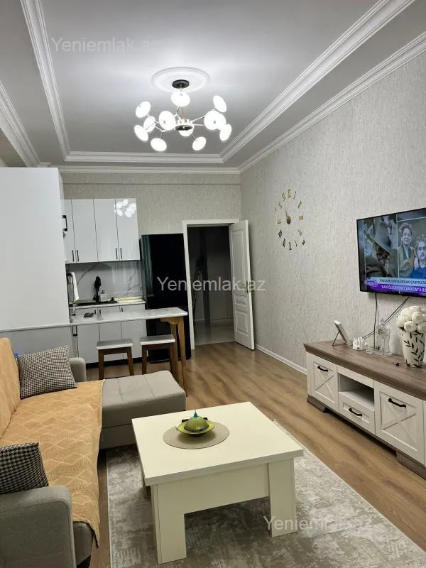 Satılır 2 otaqlı yeni tikili 70 m²