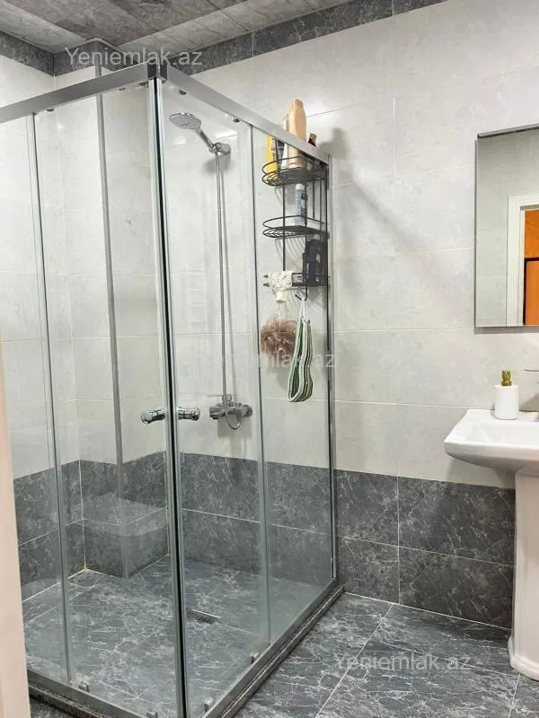 Satılır 2 otaqlı yeni tikili 70 m²