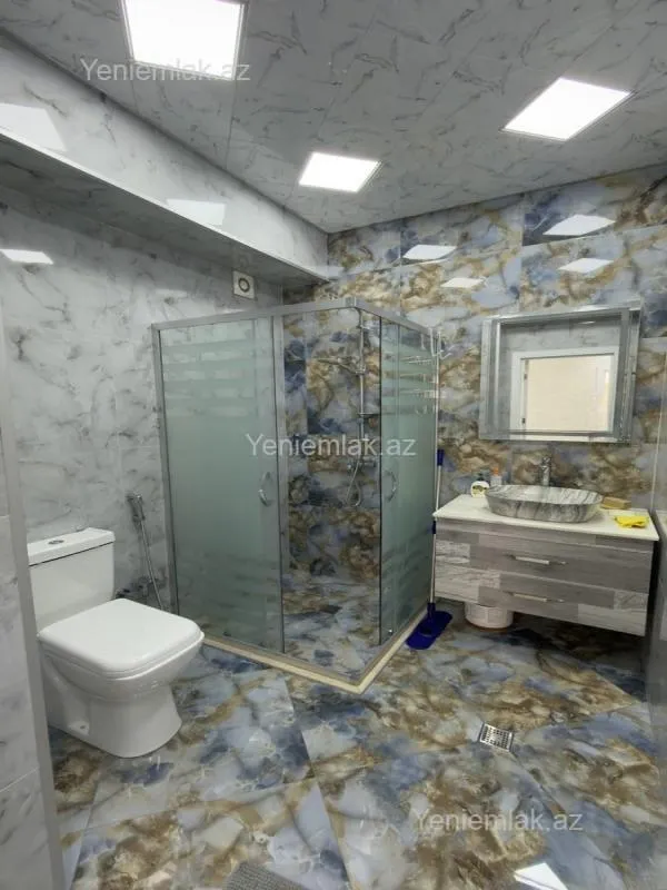 Satılır 2 otaqlı yeni tikili 76 m²