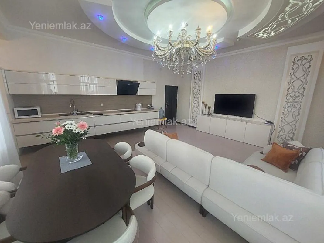 Satılır 4 otaqlı yeni tikili 170 m²