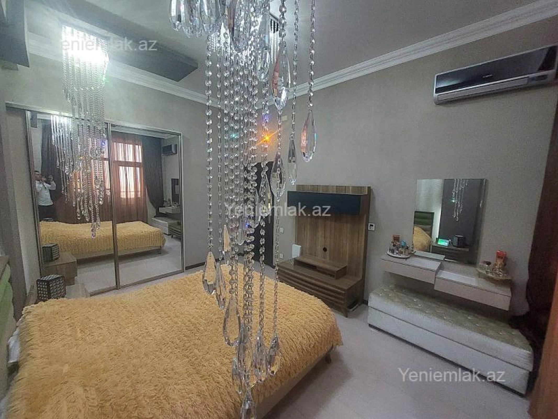 Satılır 4 otaqlı yeni tikili 170 m²