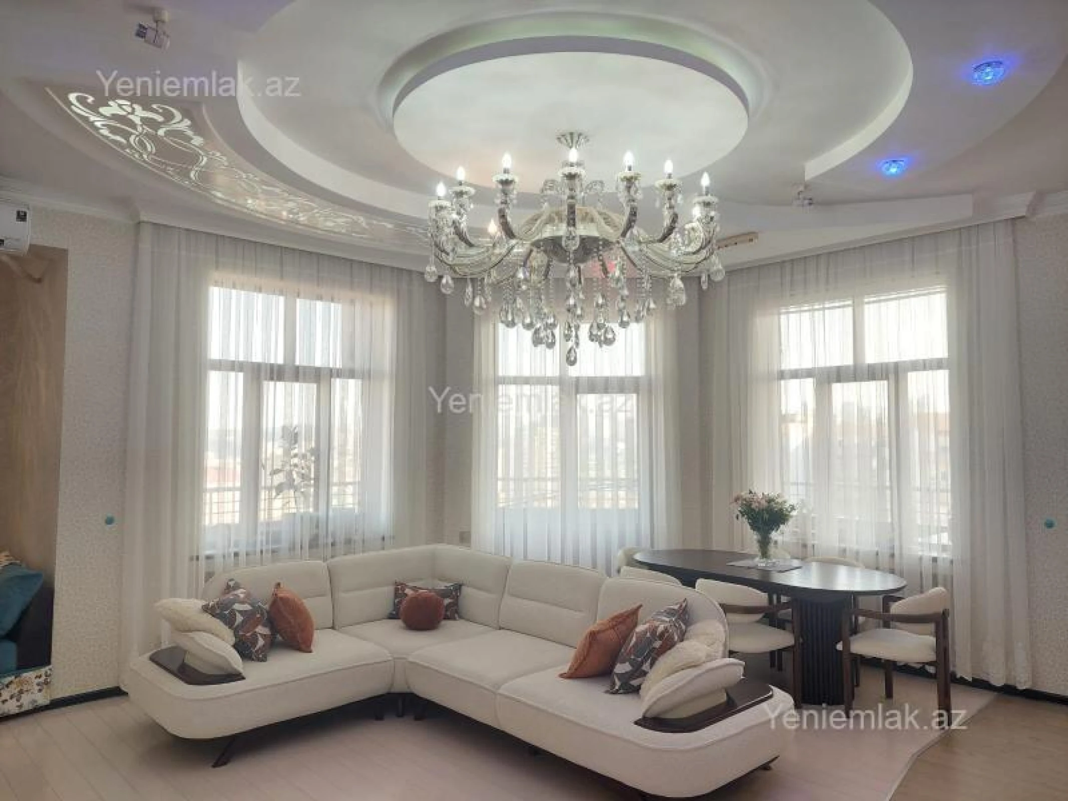 Satılır 4 otaqlı yeni tikili 170 m²