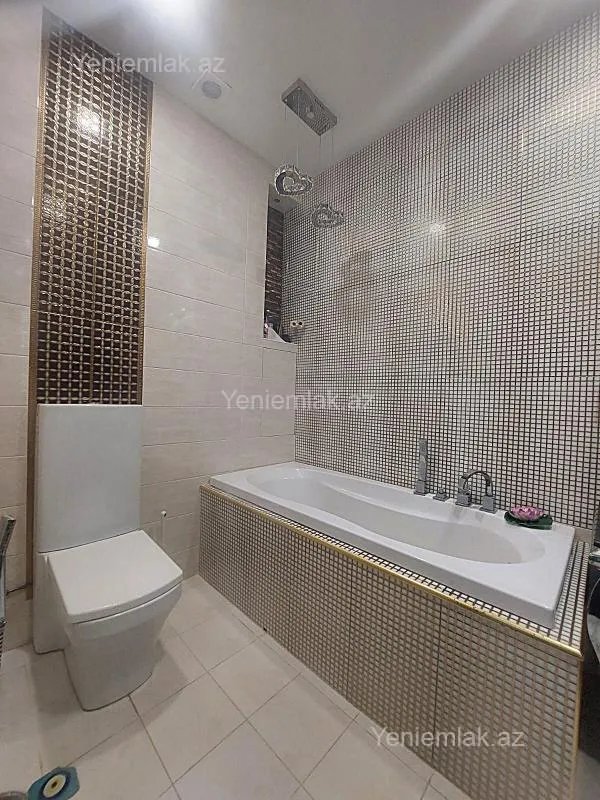 Satılır 4 otaqlı yeni tikili 170 m²