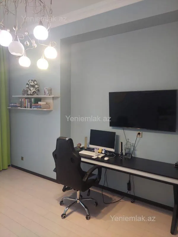 Satılır 4 otaqlı yeni tikili 170 m²
