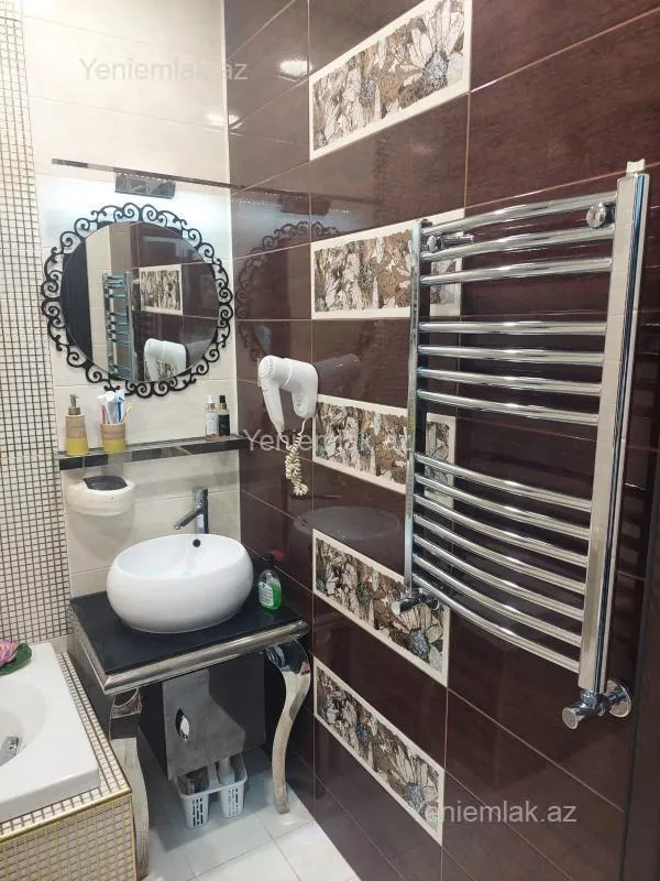 Satılır 4 otaqlı yeni tikili 170 m²