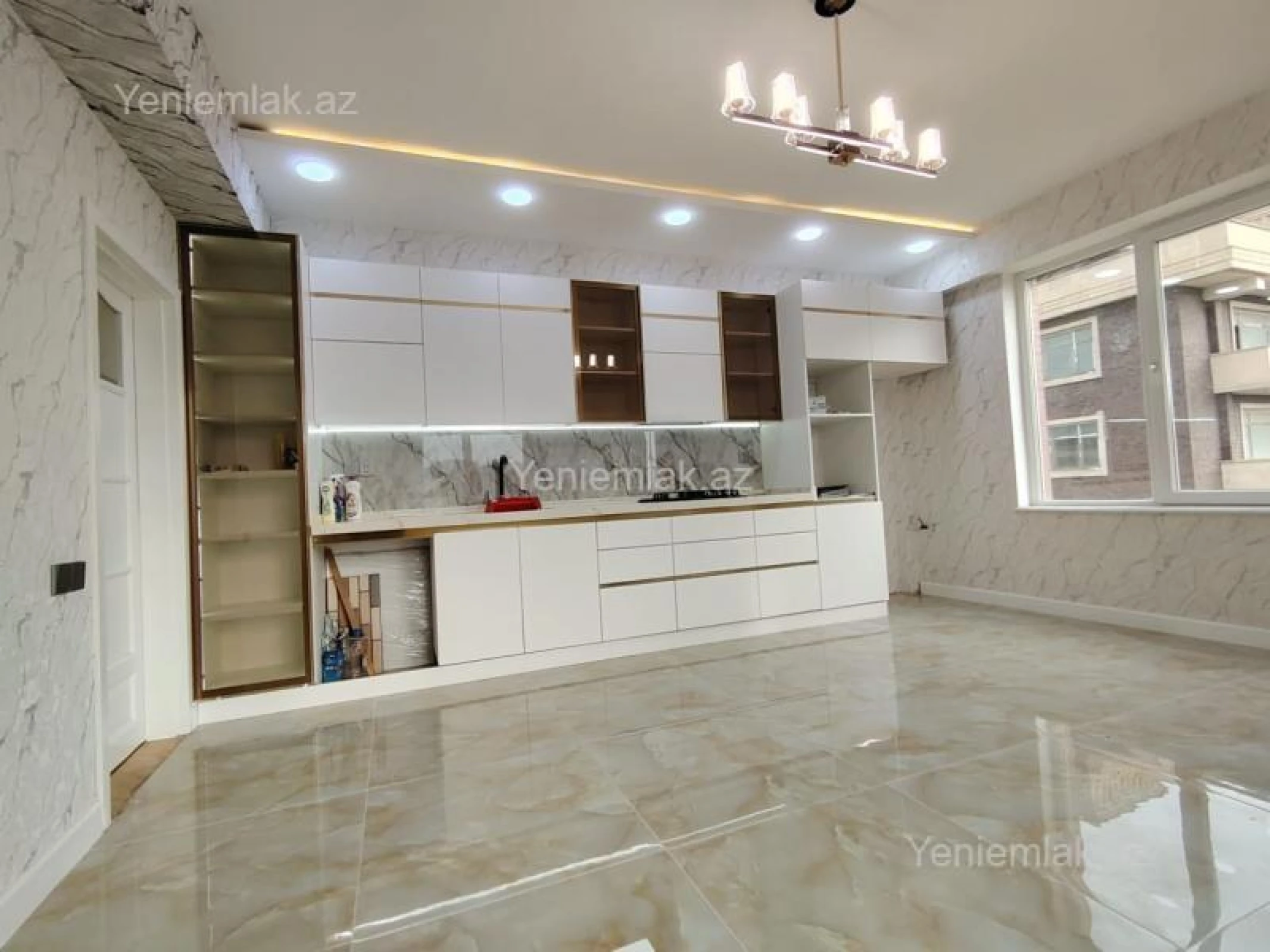 Satılır 3 otaqlı yeni tikili 150 m²
