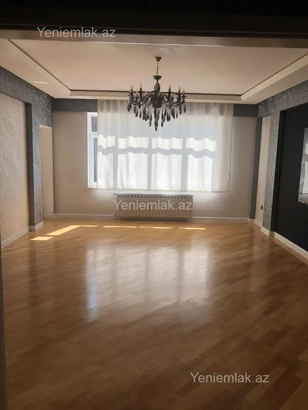 Satılır 3 otaqlı yeni tikili 150 m²