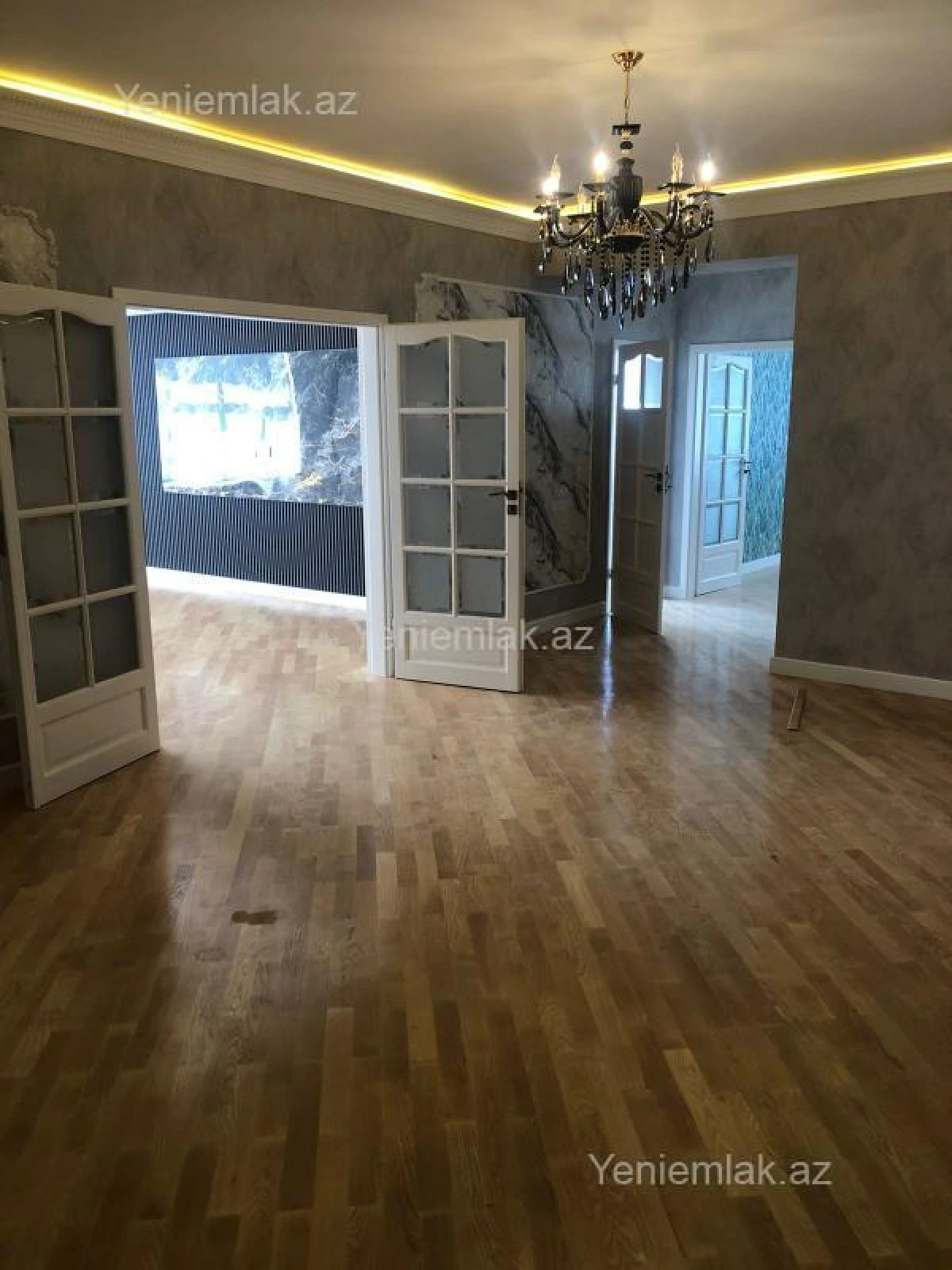 Satılır 3 otaqlı yeni tikili 150 m²