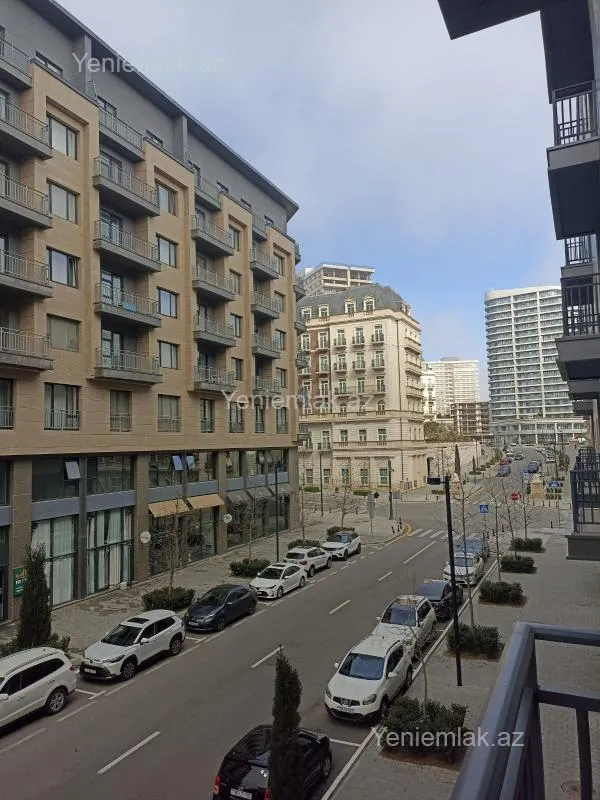 Satılır 4 otaqlı yeni tikili 166 m²