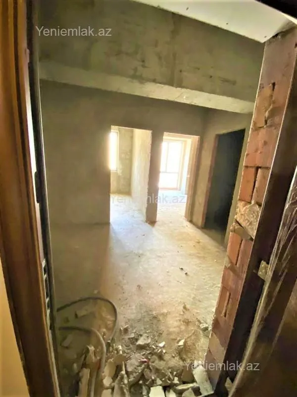 Satılır 2 otaqlı yeni tikili 71 m²