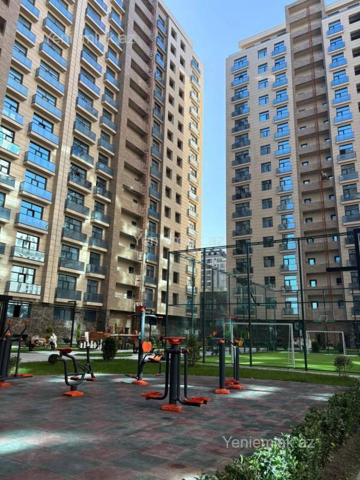 Satılır 2 otaqlı yeni tikili 71 m²