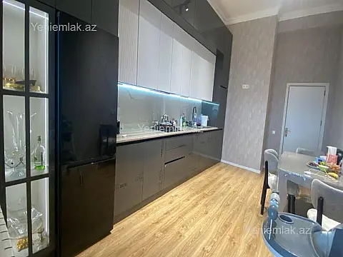 Satılır 4 otaqlı yeni tikili 143 m²