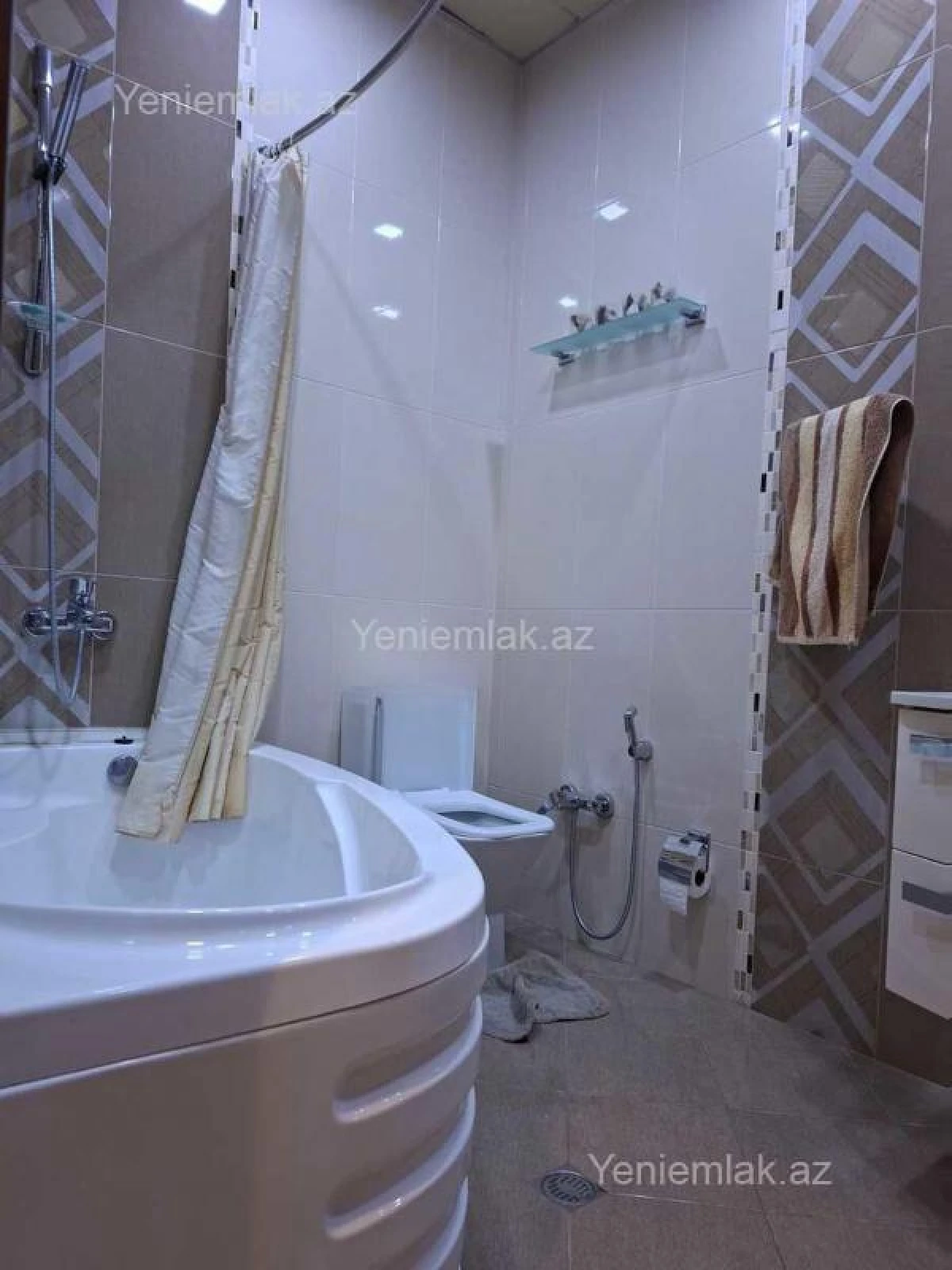 Satılır 4 otaqlı yeni tikili 159 m²