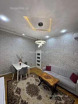 Satılır 3 otaqlı yeni tikili 80 m²