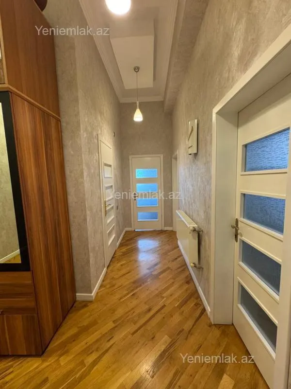 Satılır 3 otaqlı yeni tikili 80 m²