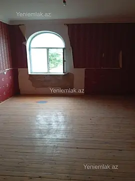 Satılır 9 otaqlı həyət evi 333 m²