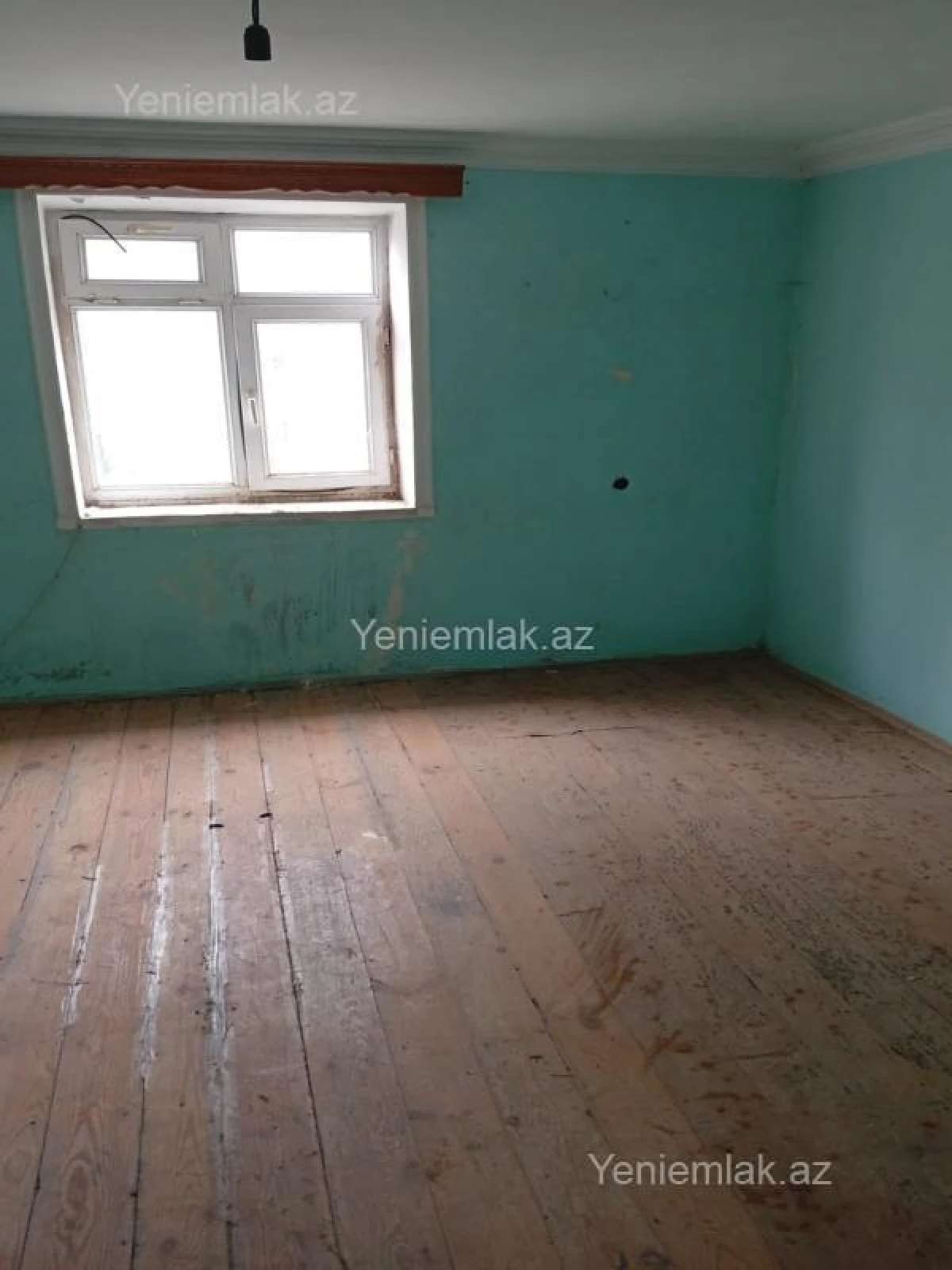 Satılır 9 otaqlı həyət evi 333 m²