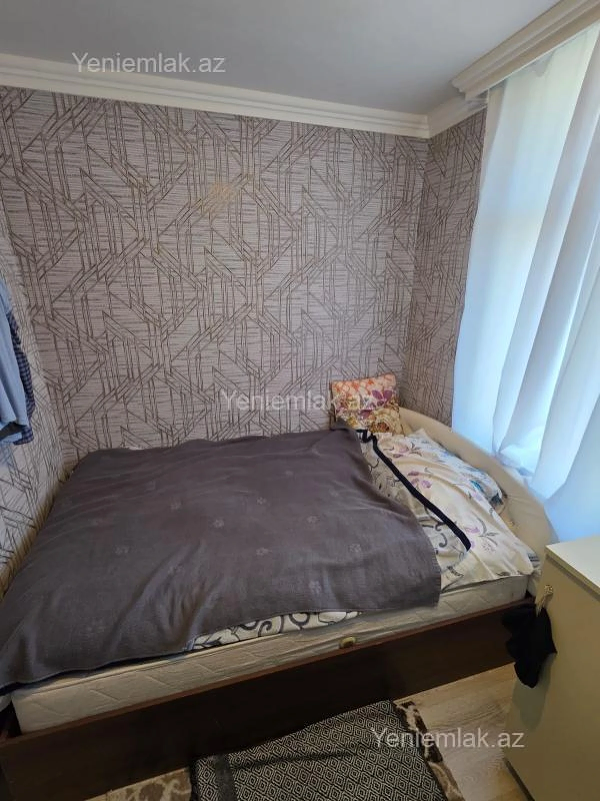 Satılır 1 otaqlı köhnə tikili 36 m²