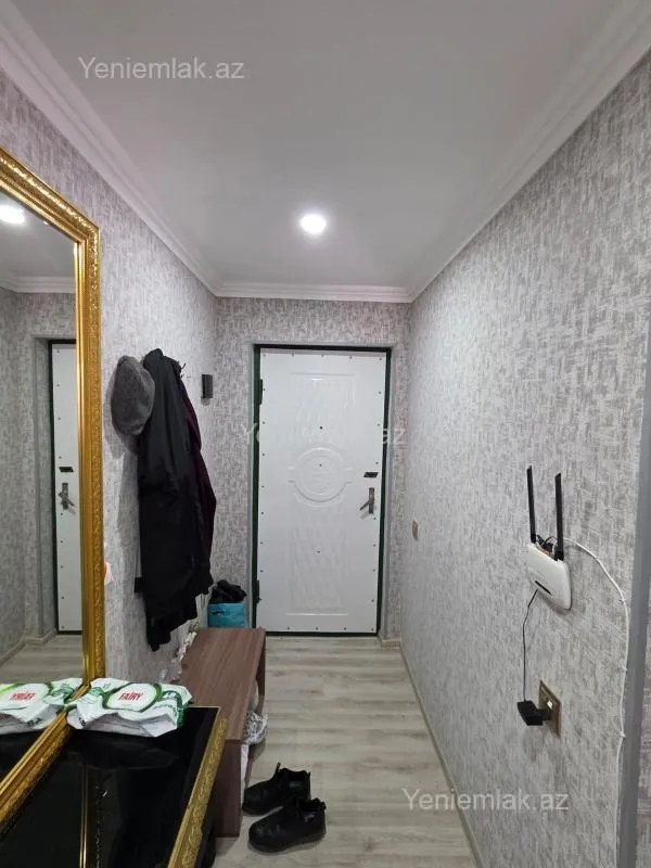 Satılır 1 otaqlı köhnə tikili 36 m²