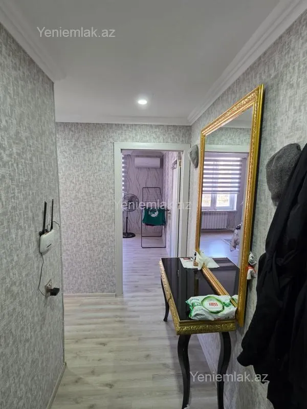 Satılır 1 otaqlı köhnə tikili 36 m²