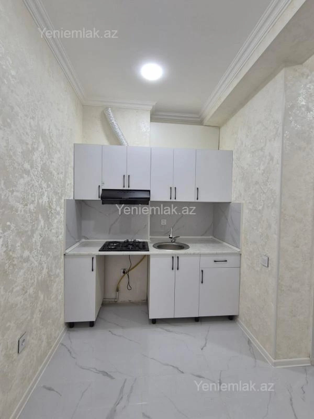 Satılır 3 otaqlı yeni tikili 58 m²