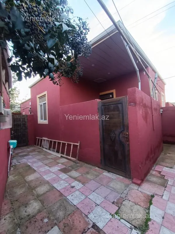 Satılır 2 otaqlı həyət evi 50 m²