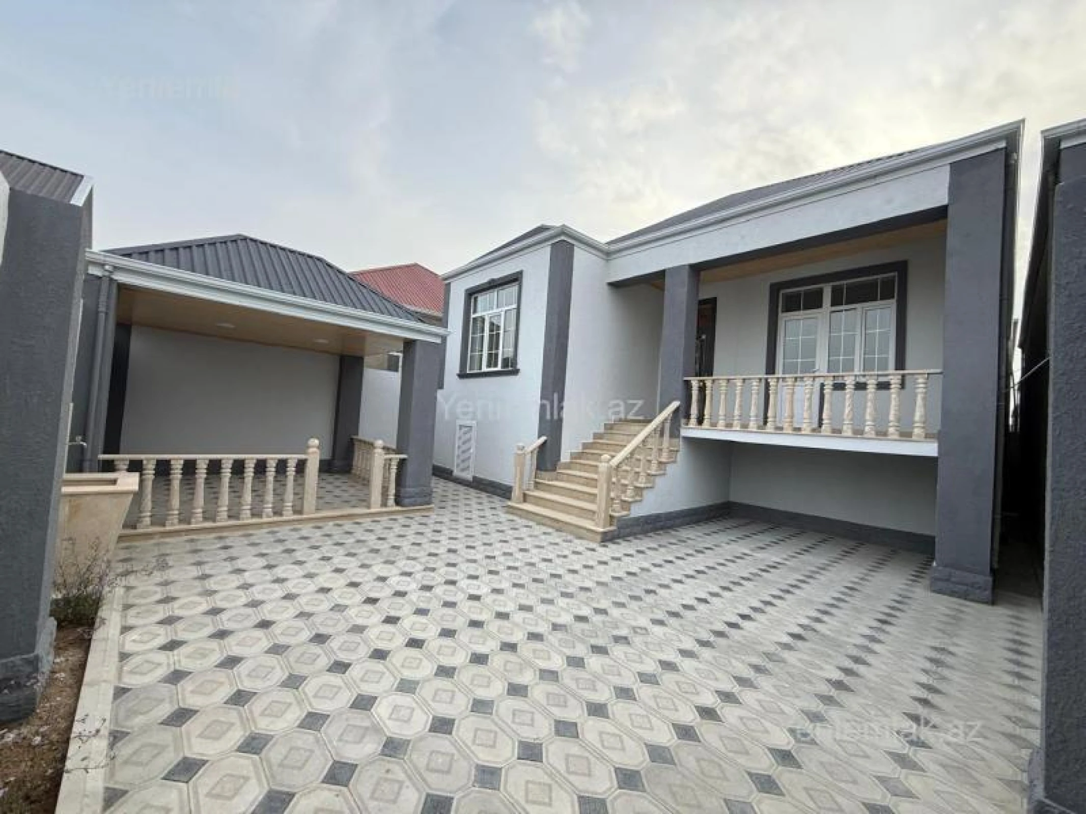 Satılır 4 otaqlı həyət evi 120 m²