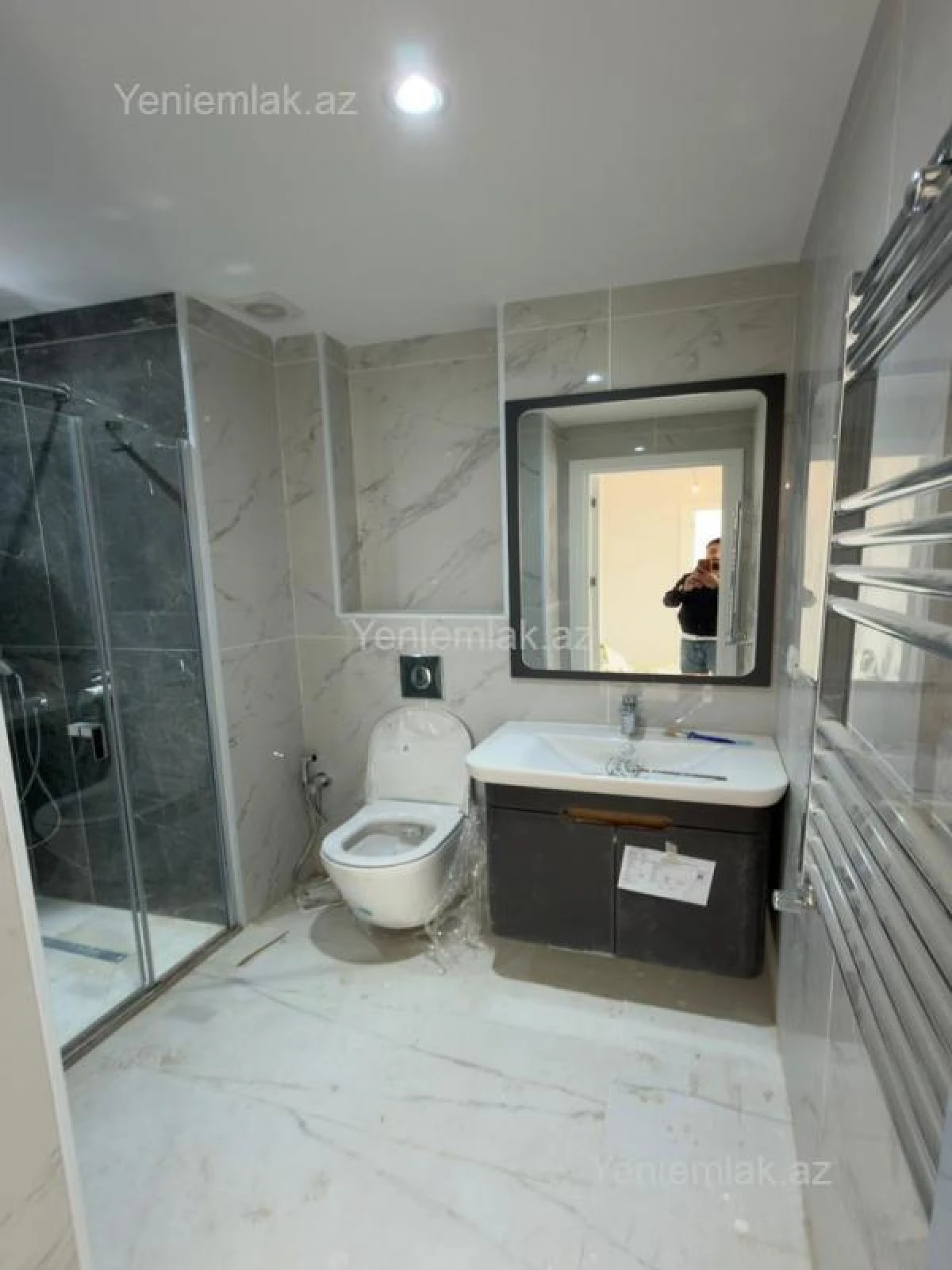 Satılır 2 otaqlı yeni tikili 63 m²