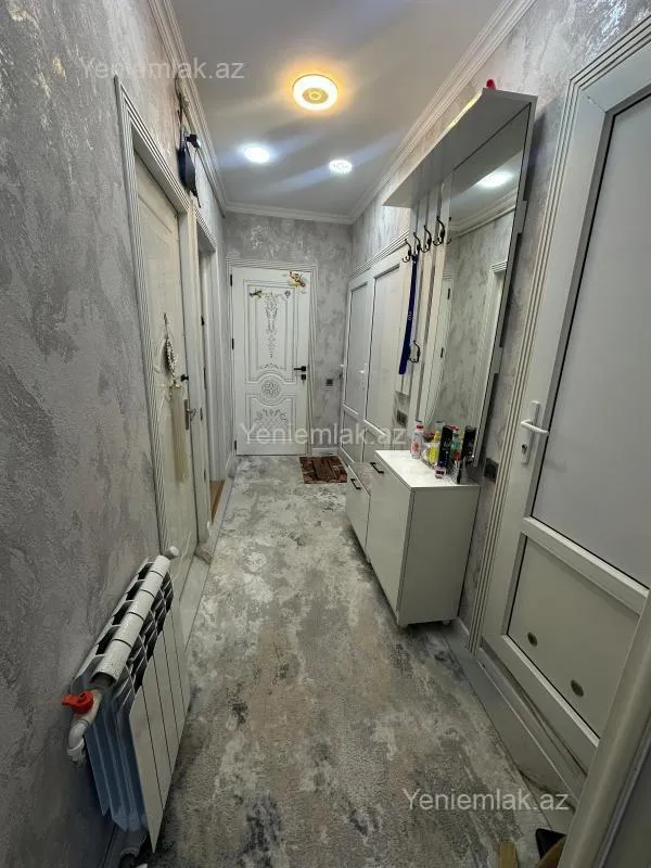 Satılır 3 otaqlı köhnə tikili 60 m²