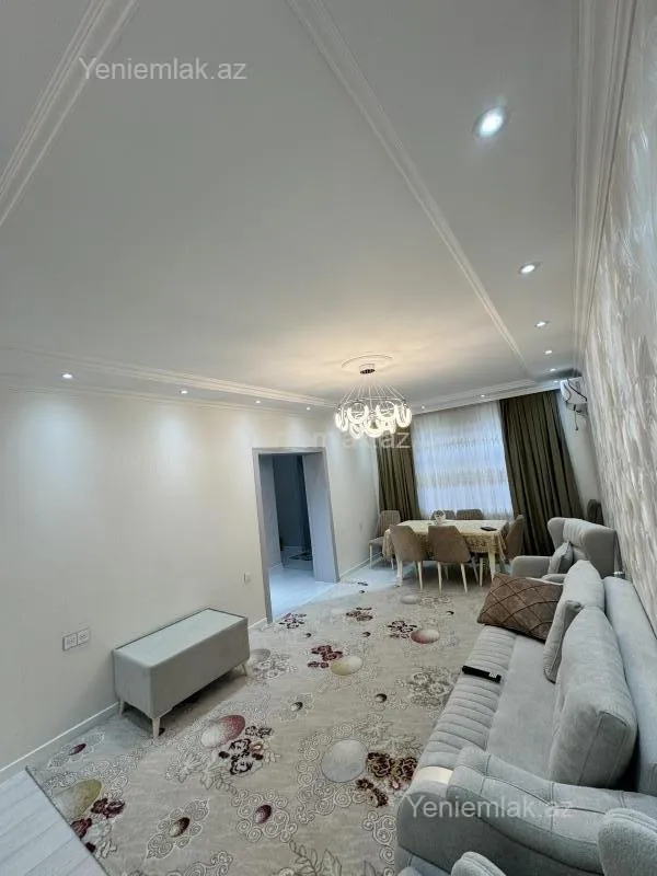 Satılır 6 otaqlı həyət evi 200 m²