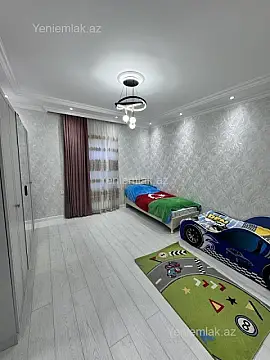 Satılır 6 otaqlı həyət evi 200 m²