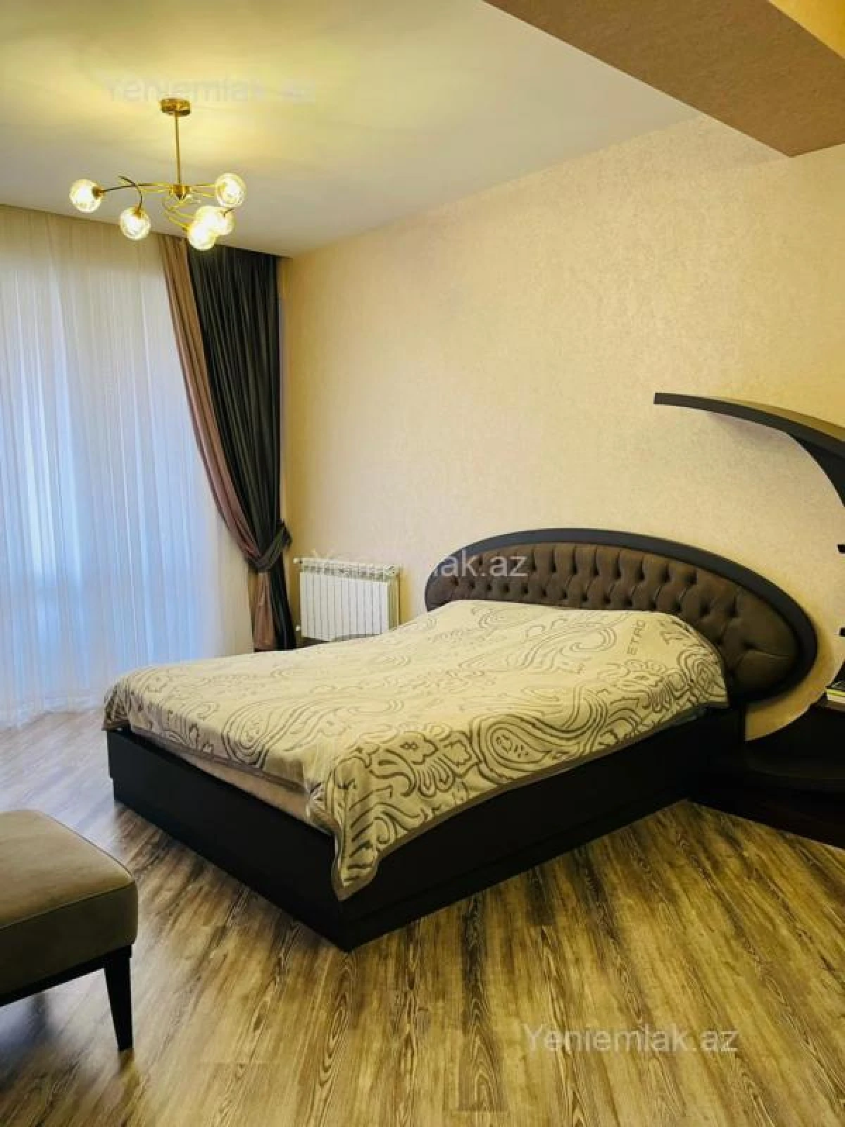 Satılır 4 otaqlı yeni tikili 230 m²