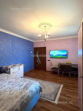 Satılır 3 otaqlı köhnə tikili 70 m²
