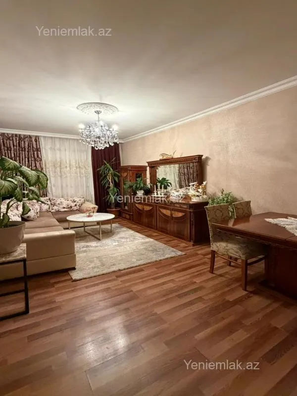 Satılır 3 otaqlı köhnə tikili 70 m²