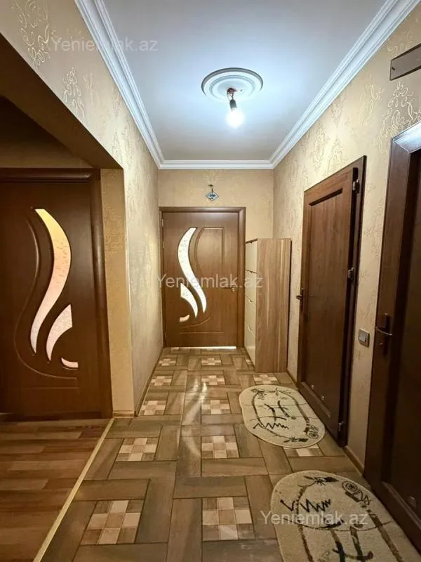 Satılır 3 otaqlı köhnə tikili 70 m²