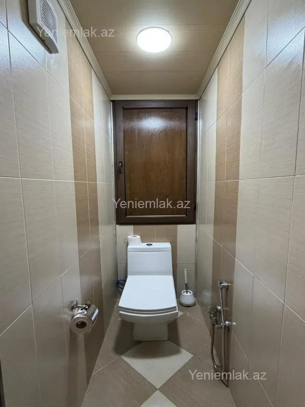 Satılır 3 otaqlı köhnə tikili 70 m²