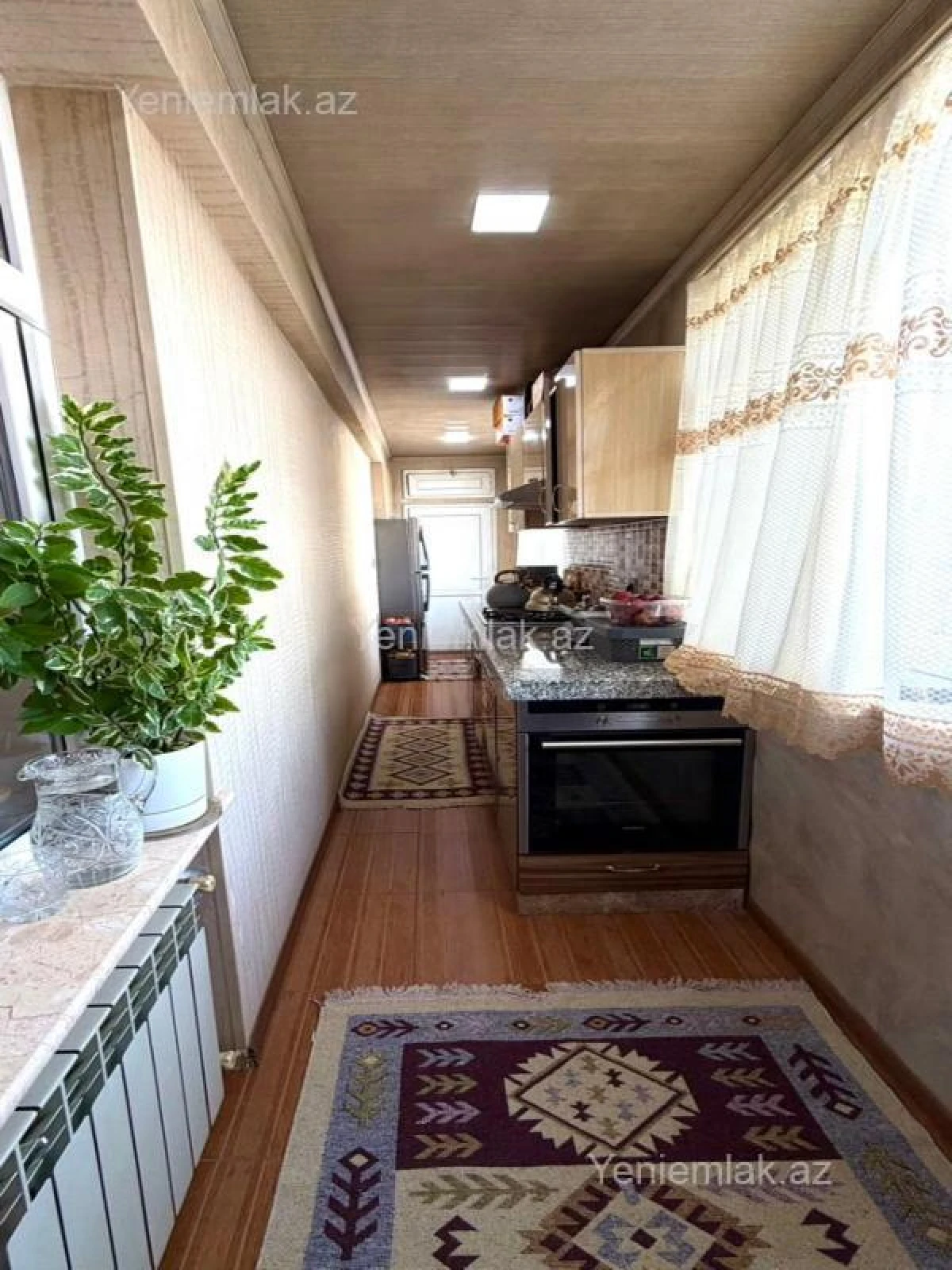 Satılır 3 otaqlı köhnə tikili 70 m²