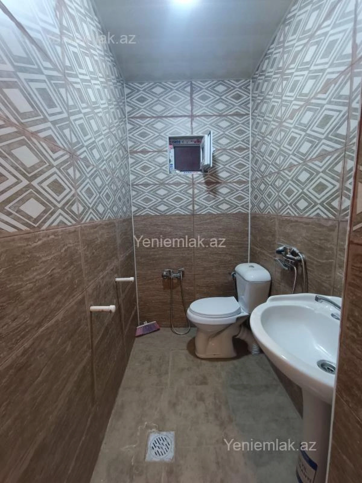 Satılır 2 otaqlı həyət evi 48 m²