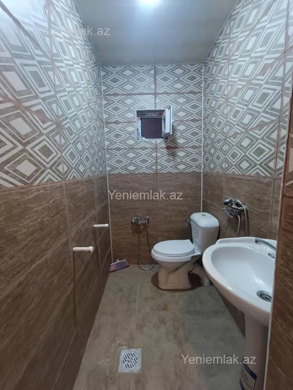 Satılır 2 otaqlı həyət evi 48 m²