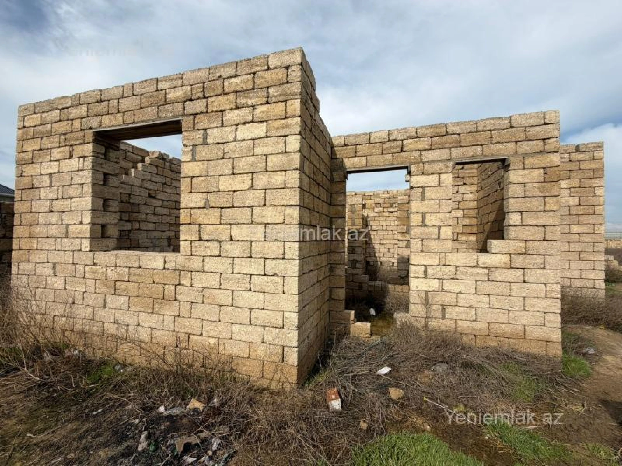 Satılır 2 otaqlı həyət evi 70 m²