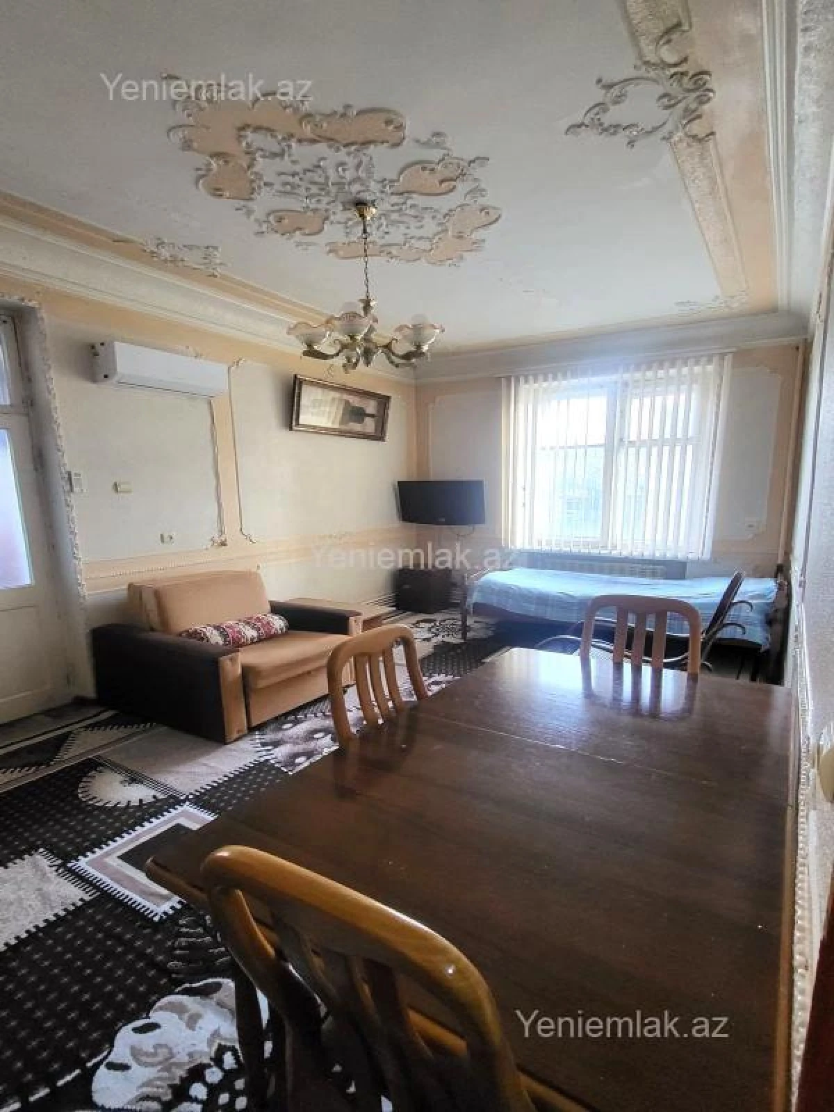 Satılır 2 otaqlı köhnə tikili 60 m²