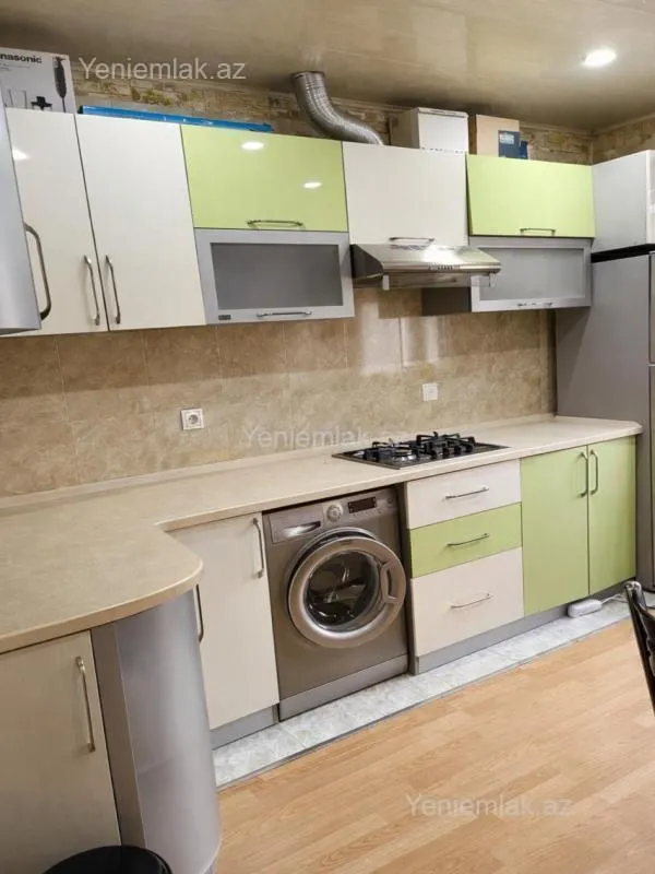 Satılır 2 otaqlı köhnə tikili 70 m²