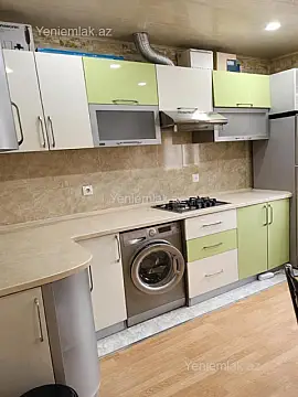Satılır 2 otaqlı köhnə tikili 70 m²