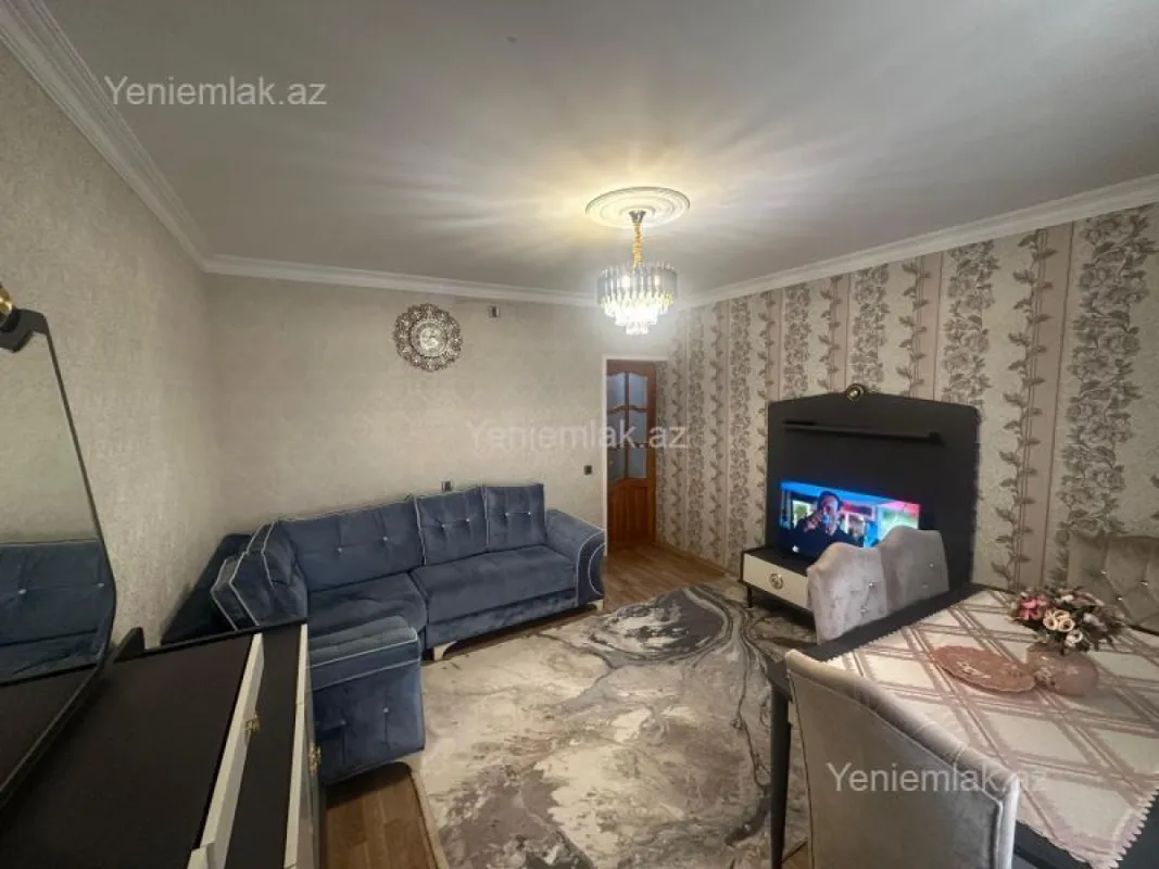 Satılır 2 otaqlı köhnə tikili 50 m²