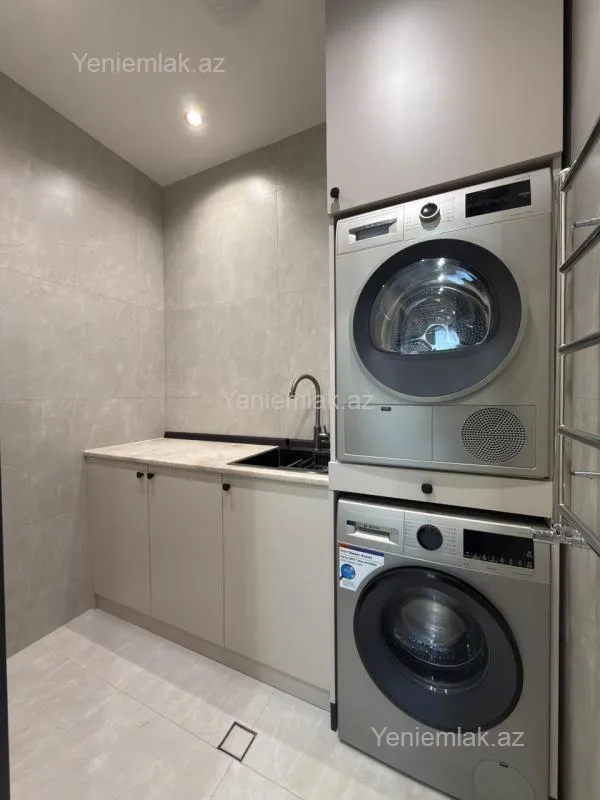 Satılır 3 otaqlı yeni tikili 143 m²