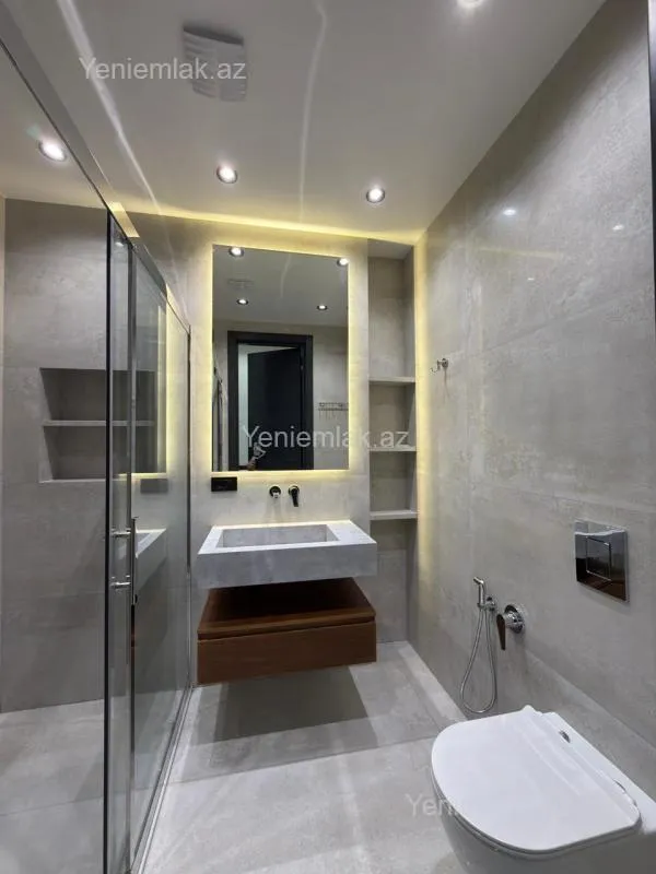 Satılır 3 otaqlı yeni tikili 143 m²