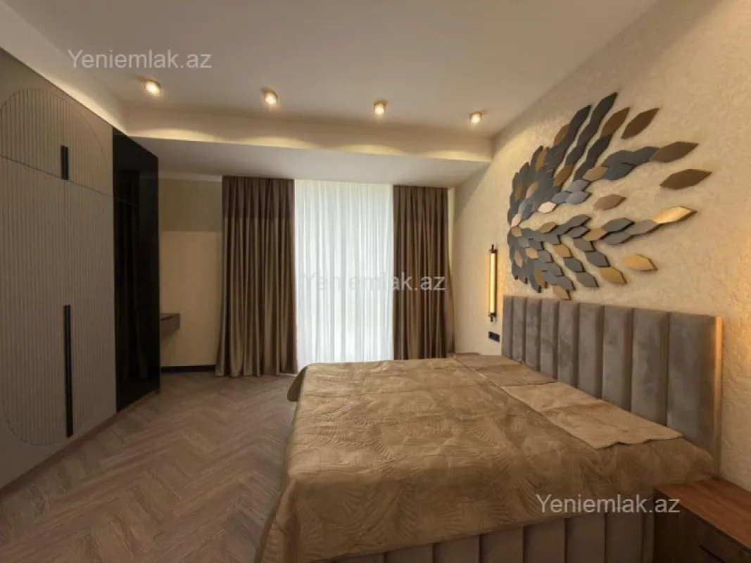 Satılır 3 otaqlı yeni tikili 143 m²